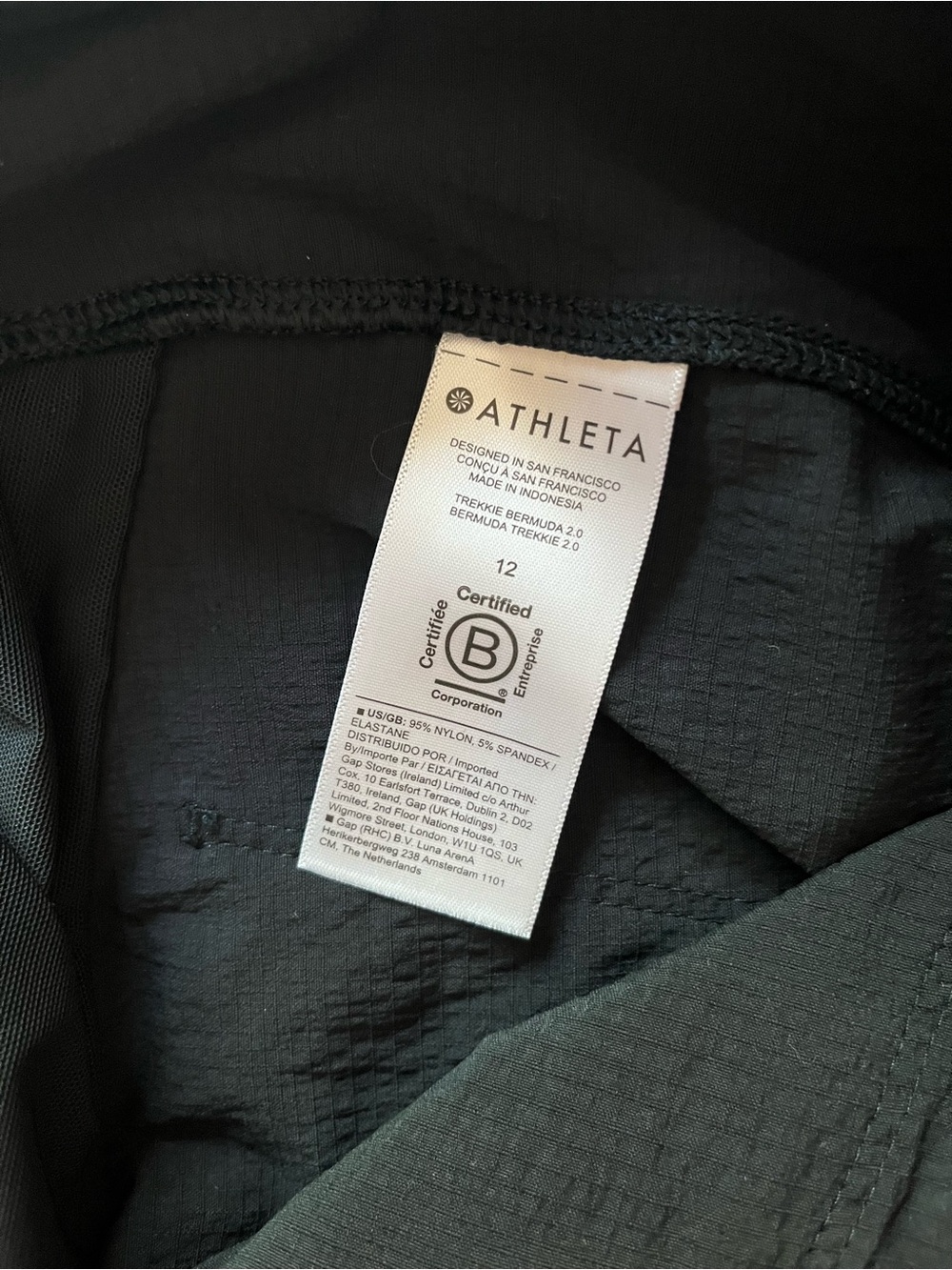 Athleta Trekkie Bermuda Shorts 2.0 Black 12 - Picture 10 of 11